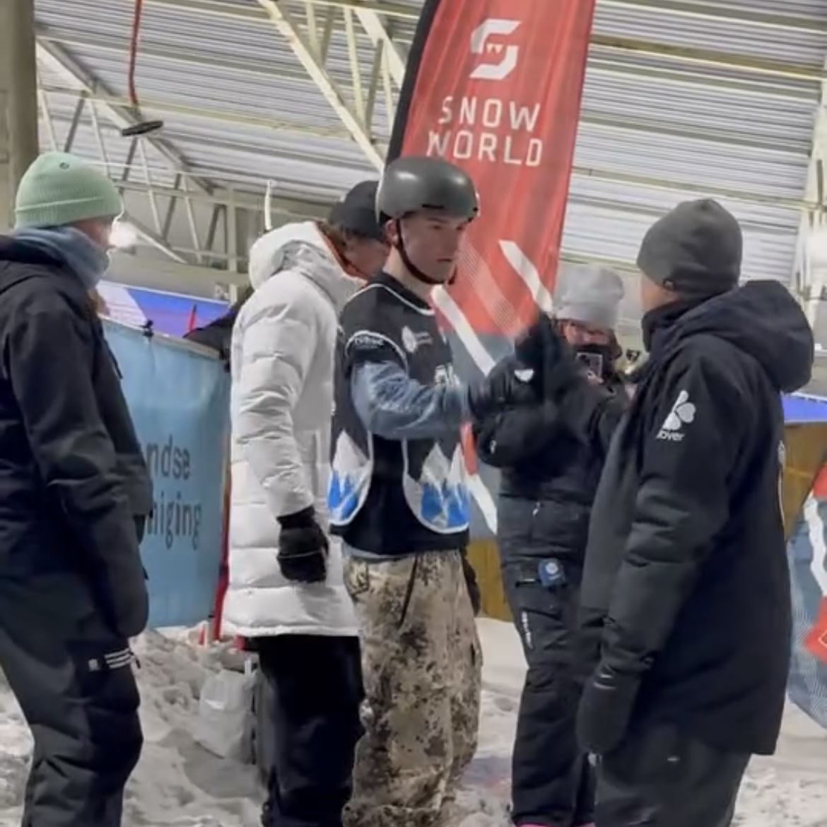 Edie Markon wint zilver bij het onderdeel slopestyle bij Freestyle Tour Landgraaf