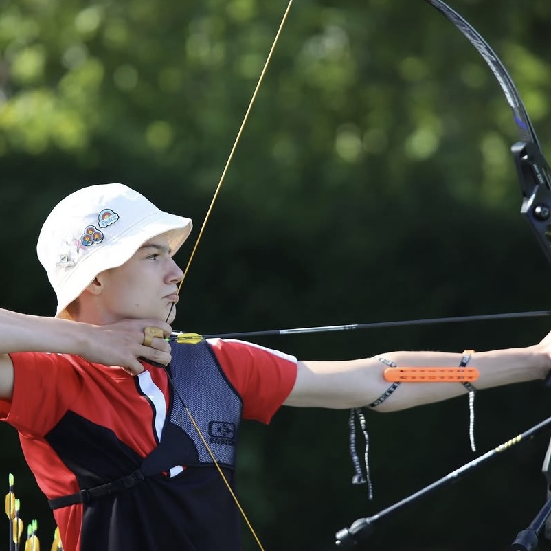 Tim Kurvers zet een knappe prestatie neer op het NK outdoor jeugd
