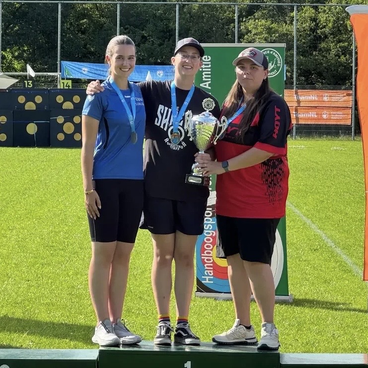Jessie van den Munckhof wint het Nederlands Kampioenschap