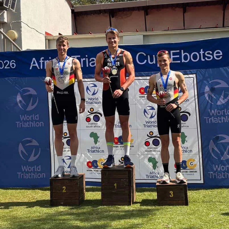 Gjalt Panjer verovert goud in sprinttriatlon bij Africa Triathlon Cup