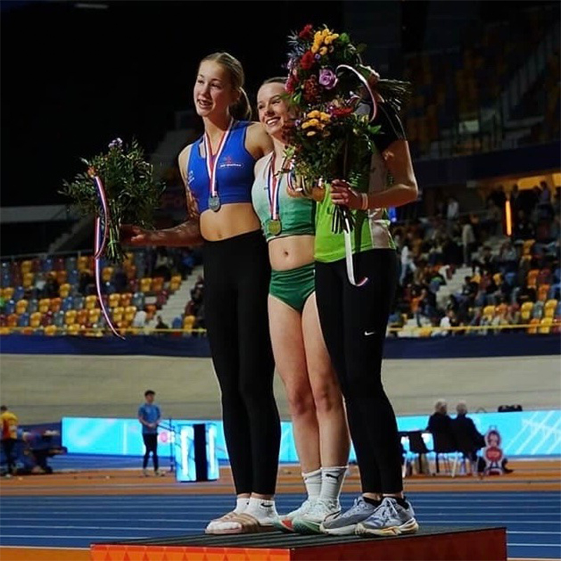 Zilveren medaille voor Joëlle Smits op NK Indoor polsstokhoogspringen